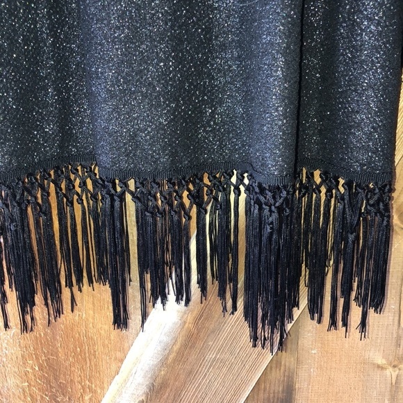 BLACK sparkle plus size top - Picture 3 of 9